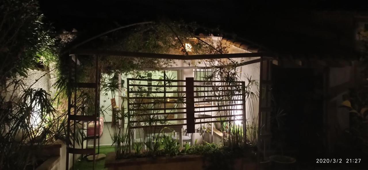 Secret Garden - Chez Gilles Et Tra - Maison D Hote -T2 Super Mignon, Neuf Et Independant , Dans Cadre Agreable Et Zen Valergues Buitenkant foto